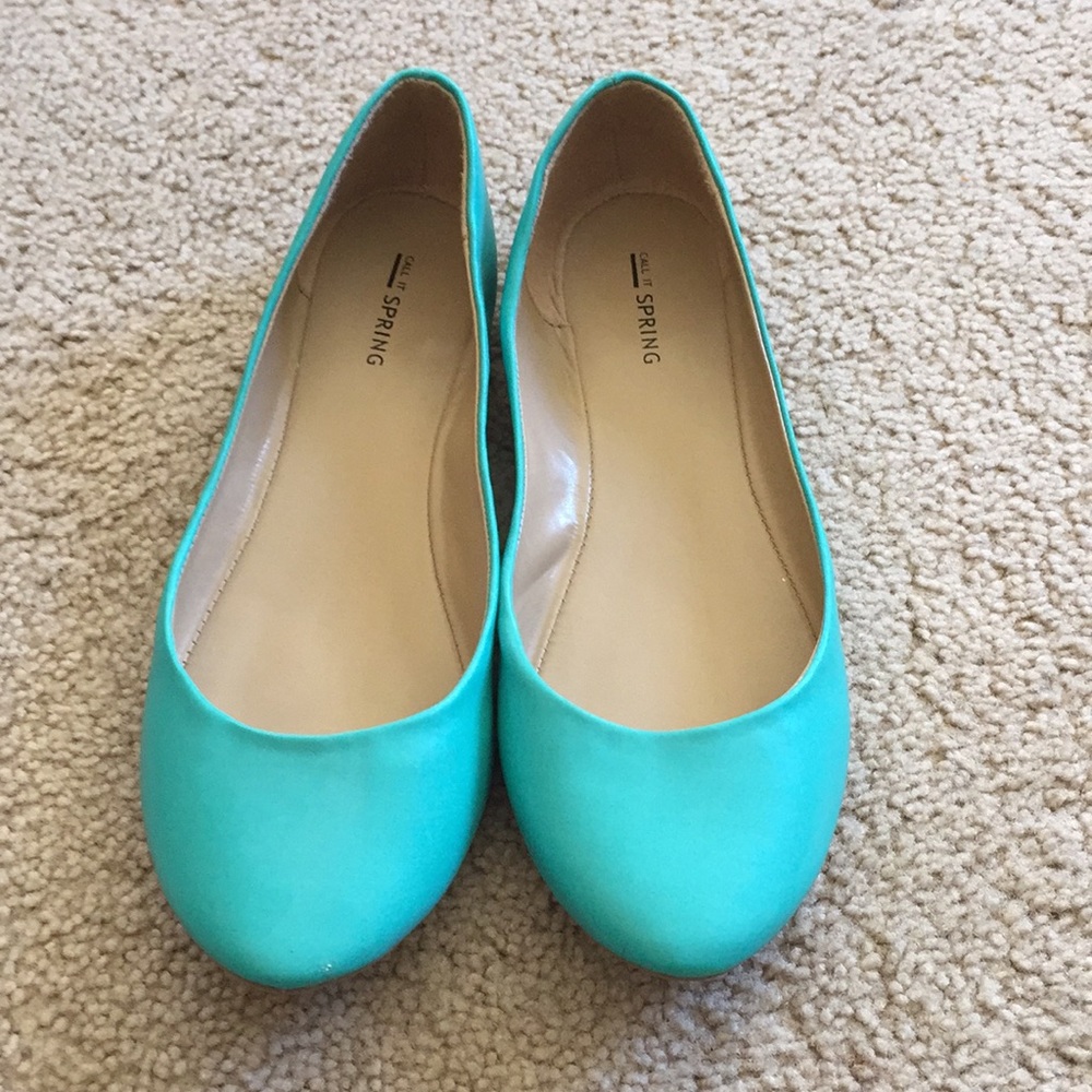 Women’s teal flats used size 9
